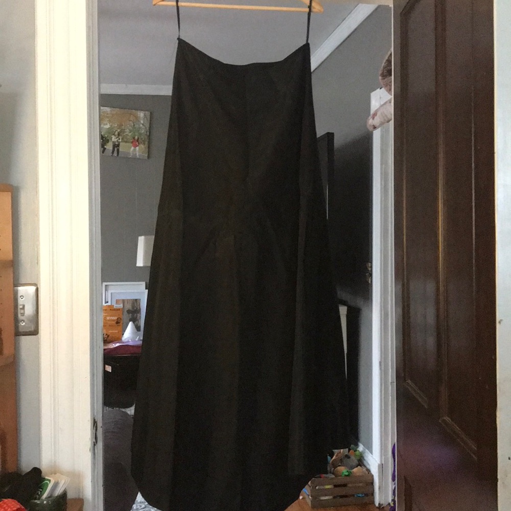 Long black skirt, ankle area length